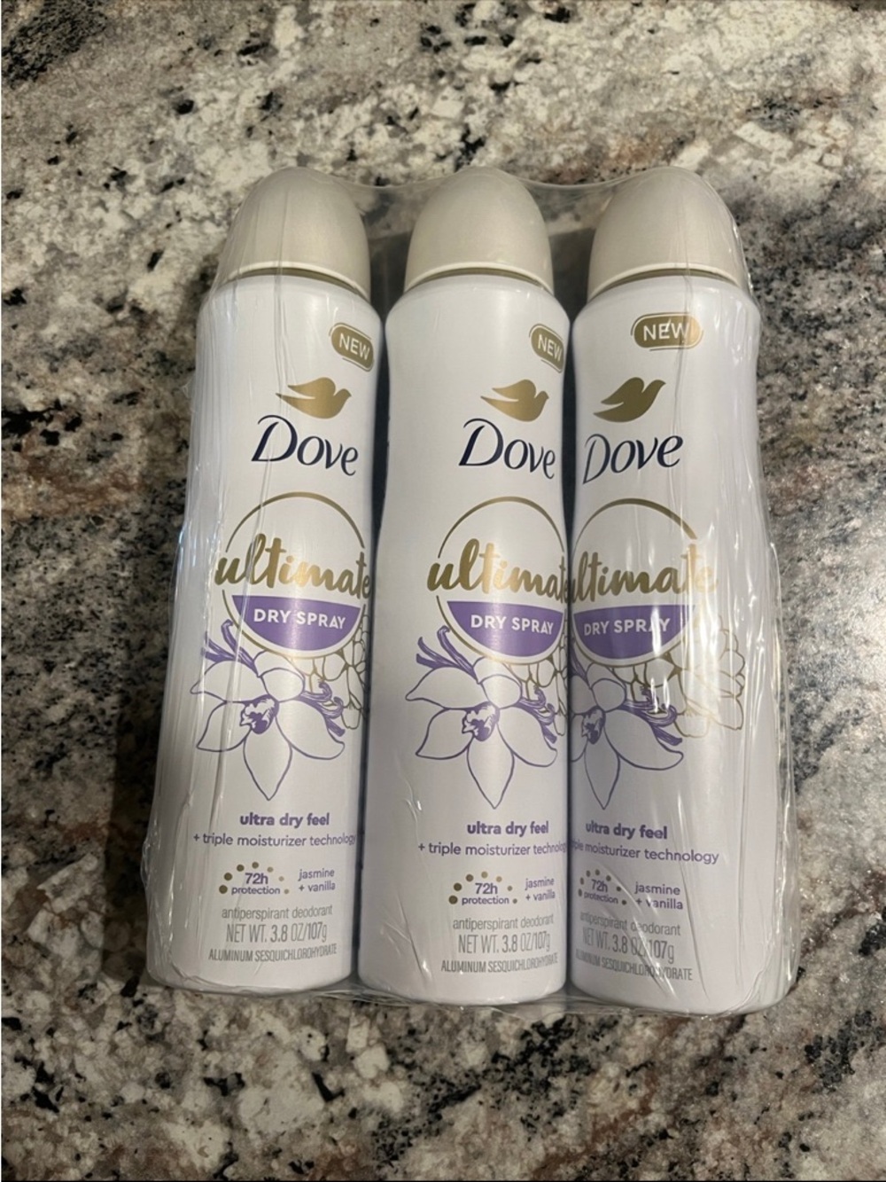 Dove Ultimate Dry Spray Antiperspirant Deodorant - ultra Dry Feel (3 Pack)